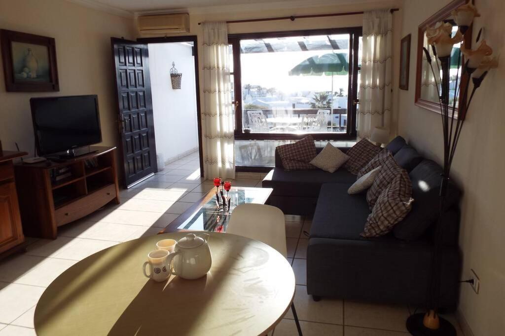 Playa Bastian A47 - Ocean View Apartment Costa Teguise Ngoại thất bức ảnh